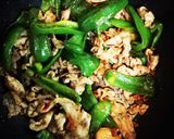 ピーマンと豚肉の豆板醤炒め♫作り方4写真