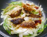 簡単！餃子のピリ辛葱炒め作り方3写真