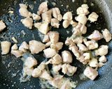 チキンライス入り♪ホワイトソースのドリア作り方3写真