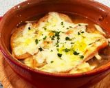 とろ〜り旨味凝縮♡オニオングラタンスープ作り方5写真