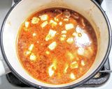 鳥肉と豆腐と長ネギとナメコのピリ辛梅煮作り方2写真