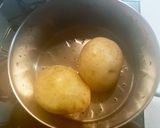 蒸しじゃがいもとサーモンクリチディップ作り方1写真