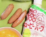 お弁当★三つ葉たっぷりソーセージ卵炒め★作り方1写真