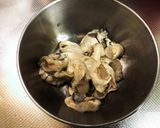 牡蠣のバジルソース炒め作り方2写真