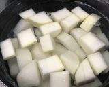 豚バラ肉と大根の煮物作り方1写真