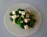 餃子の皮で春巻き風（ほうれん草チーズ）作り方4写真