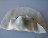 餃子の皮で春巻き風（ほうれん草チーズ）作り方5写真