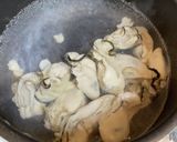 牡蠣の旨味たっぷり。牡蠣餃子作り方1写真