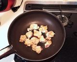 鶏と白菜の鶏ガラしょう油煮　山本ゆりさん作り方2写真