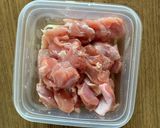 ブロッコリーと鶏モモ肉の塩麹炒め作り方1写真