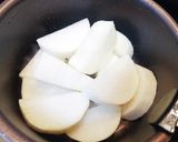 超簡単！寒い日にはこれ！豚バラ白菜大根！作り方5写真