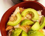 簡単！海老アボカド丼作り方5写真