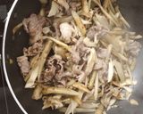シャキシャキ☆牛肉とごぼうのピリ辛炒め作り方5写真