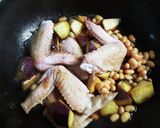 手羽先、さつま芋、大豆の煮物作り方3写真