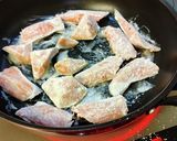 銀鮭ハラミのバター醤油レモン。作り方3写真
