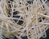 簡単！激ウマ！牛肉もやしのガリバタソース作り方2写真