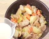 鶏肉と冬野菜の味噌クリームシチュー作り方7写真