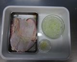 鶏もも肉♡シャリアピン風チキンステーキ作り方2写真