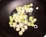八丁味噌で★豚ばら肉の土手煮作り方2写真