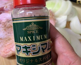 鶏モモ肉と玉ねぎのマキシム炒め作り方1写真