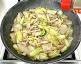 フライパン1つ＊豚バラ白菜の和風旨とろ煮作り方7写真