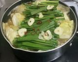 キャベツ大量消費!豚バラでもつ鍋もどき作り方5写真