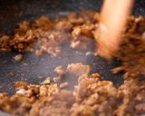 ピーマンカップのチーズ入り肉みそサラダ作り方3写真