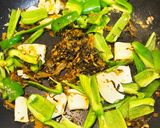 簡単！イカとピーマンの高菜炒め♪作り方3写真