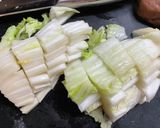台湾鍋風 酸味と辛味のスタミナ鍋作り方2写真