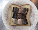 3分150円！サバ水煮缶サンド作り方1写真