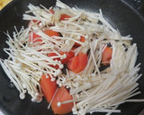トマトとエノキとたまごの柚子胡椒味噌炒め作り方3写真