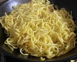 栄養満点　小松菜　あんかけ　焼きそば作り方2写真