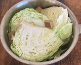 【ダイエット】キャベツ丸ごとスープ作り方1写真