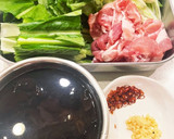 小松菜と豚肉とキクラゲの豆豉炒め作り方1写真