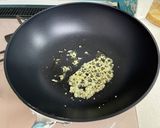豚肉と白菜と小松菜とキノコの炒め物作り方3写真