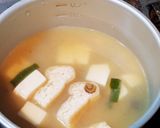 味噌汁の残りで☆キムチ味噌汁☆作り方1写真
