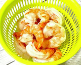 海老とセロリのスパイシー炒め作り方1写真