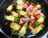 うまカンタン！油揚げと水菜の鍋作り方2写真