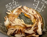 焼き鳥缶で☆舞茸の炊き込みご飯作り方1写真