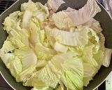 白菜と豚バラ肉の梅肉炒め作り方4写真