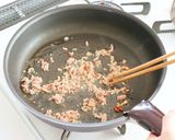 白菜の甘み広がるピリ辛ビーフン作り方5写真