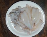 小いかとネギの炒め物作り方1写真