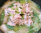 簡単！ネギたっぷり美味♪豚バラにんにく鍋作り方6写真