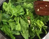 ほうれん草とエリンギのガリバタ炒め作り方4写真
