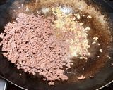 牛挽そぼろかけ五目寿司☆生姜でサッパリ作り方3写真