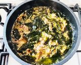 ダシダで作る牛肉とワカメのスープ^ ^作り方6写真