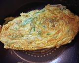 松茸のお吸い物とネギで和風オムレツ作り方6写真