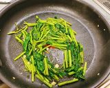 ふんわり卵をのせた♪シンプル空芯菜炒め作り方3写真