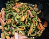 超簡単！ご飯がすすむ濃厚ゴーヤー味噌炒め作り方7写真