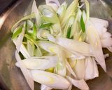 長芋・蓮根・ネギでピリ辛きんぴら風作り方3写真